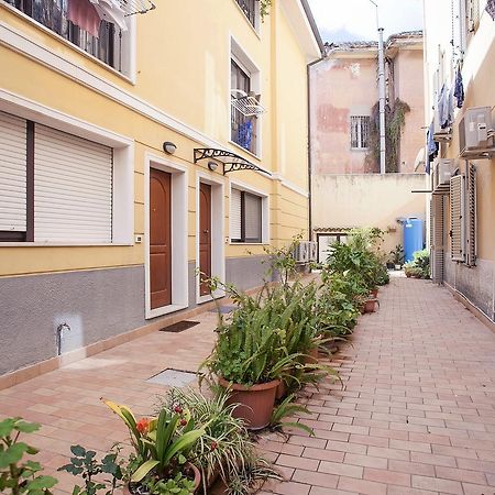Bed and Breakfast Davi à Cagliari Extérieur photo